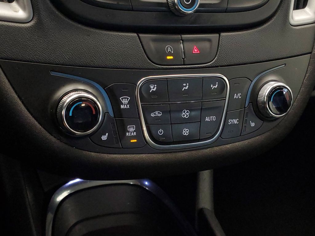 2023 Chevrolet Malibu 1LT - Photo 24