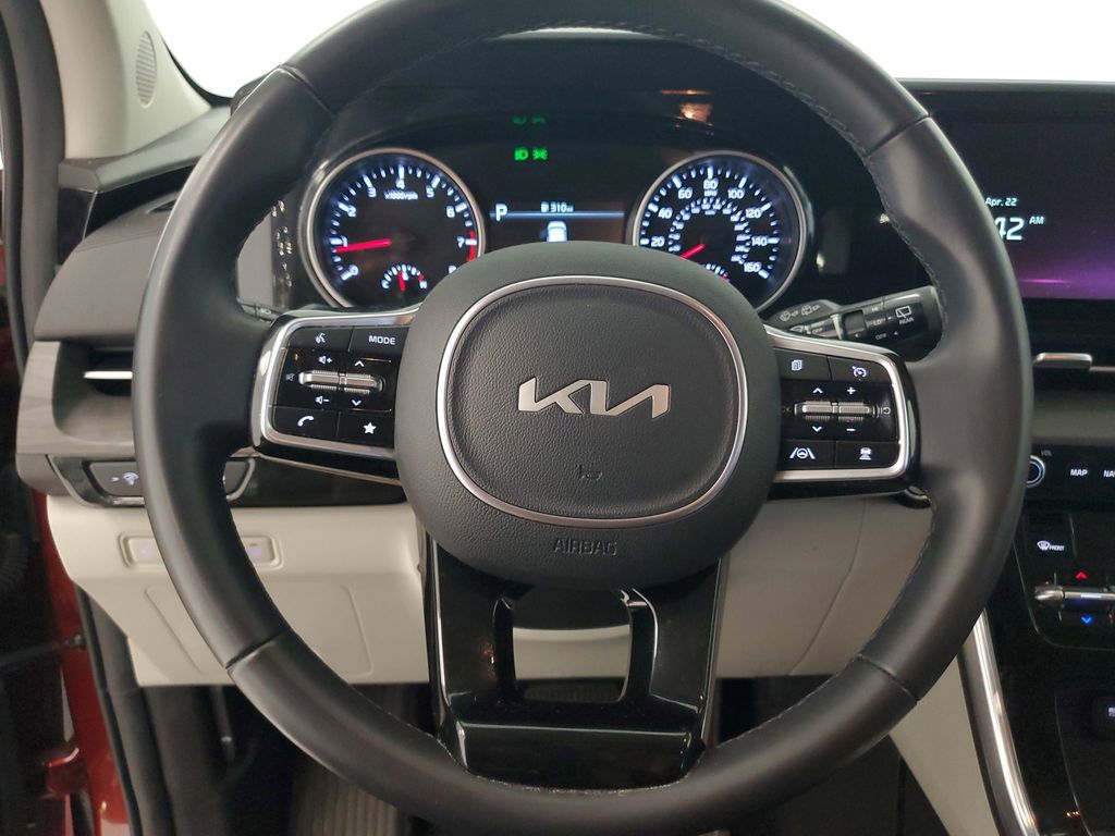 2024 Kia Carnival EX - Photo 16