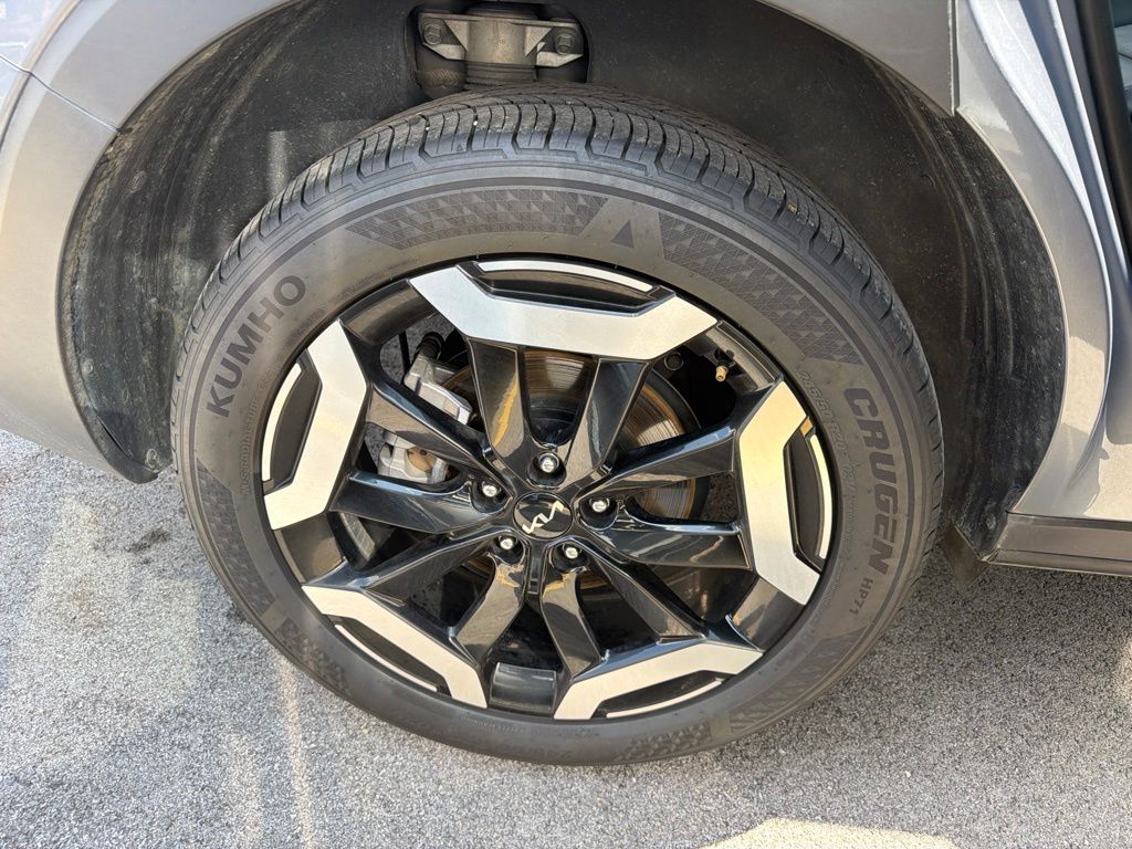 2025 Kia Telluride S - Photo 9