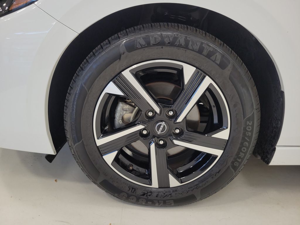 2024 Nissan Sentra SV - Photo 7