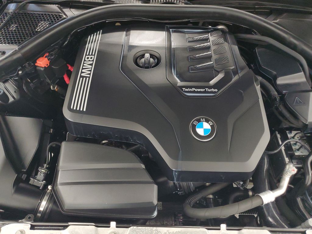 2022 BMW 3 Series 330i - Photo 8