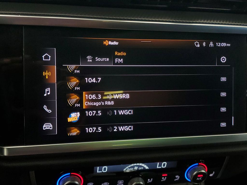 2025 Audi Q3 S Line Premium - Photo 19