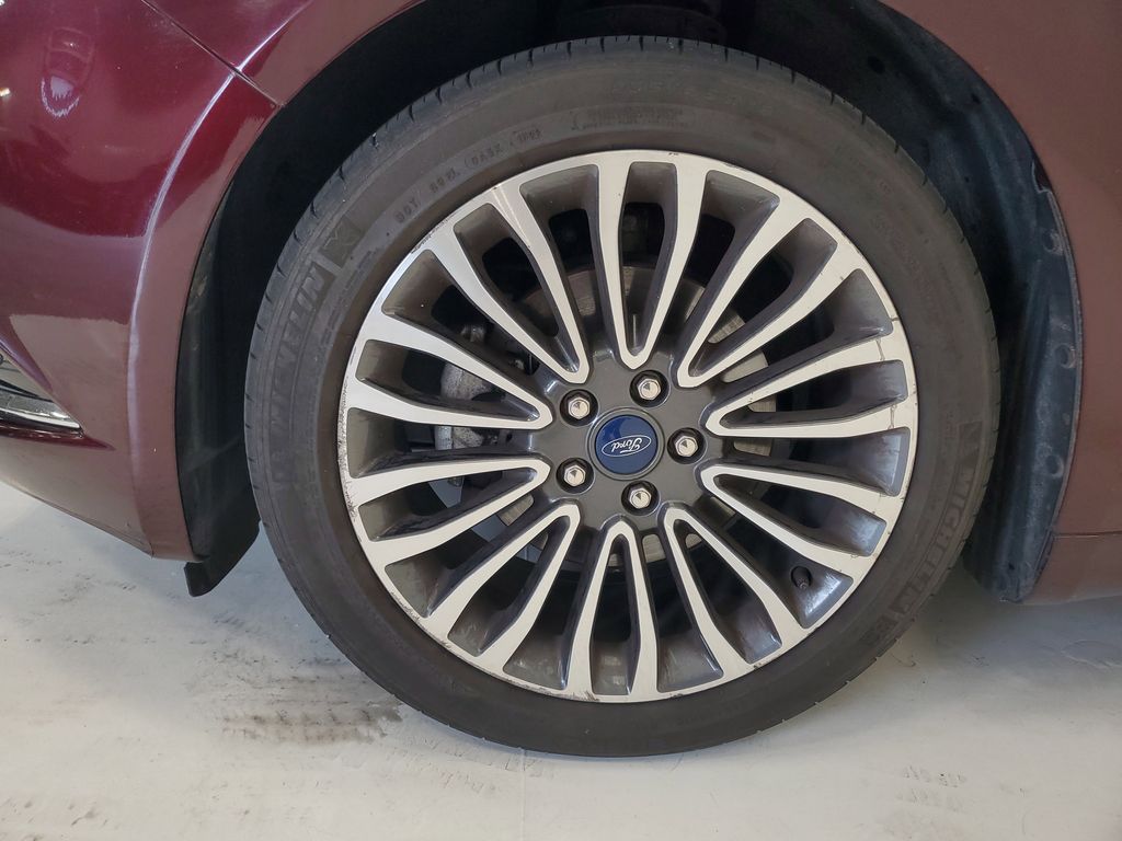 2018 Ford Fusion SE - Photo 7