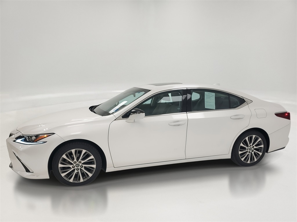 Used 2020 Lexus ES 350 Sedan
