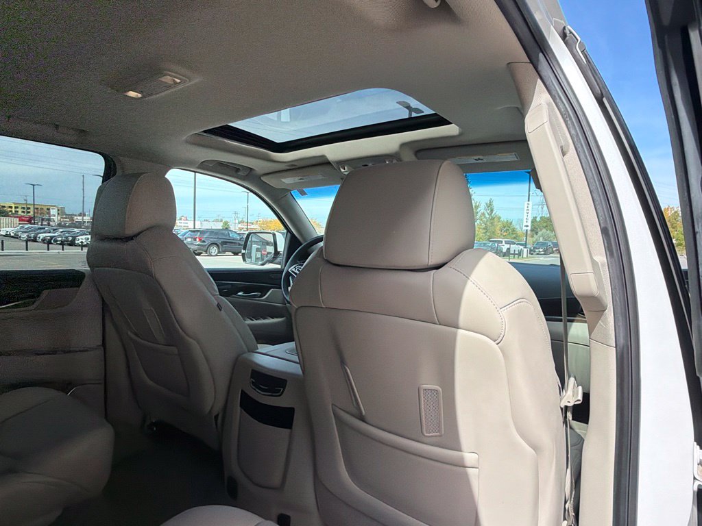 2018 Cadillac Escalade Luxury - Photo 8