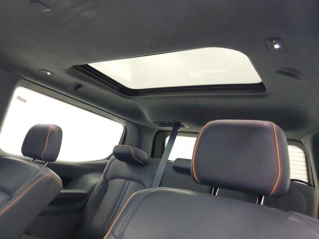 2023 Jeep Grand Wagoneer Series II - Photo 25