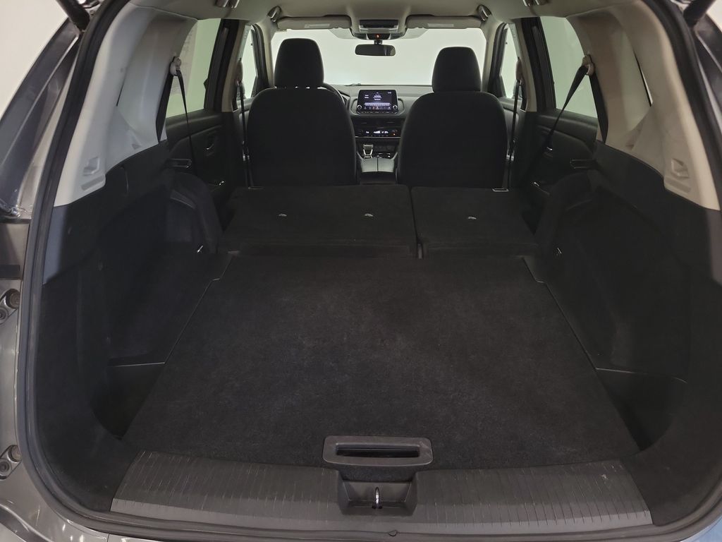 2025 Nissan Rogue SV - Photo 25