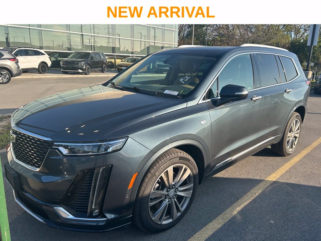  Cadillac XT6