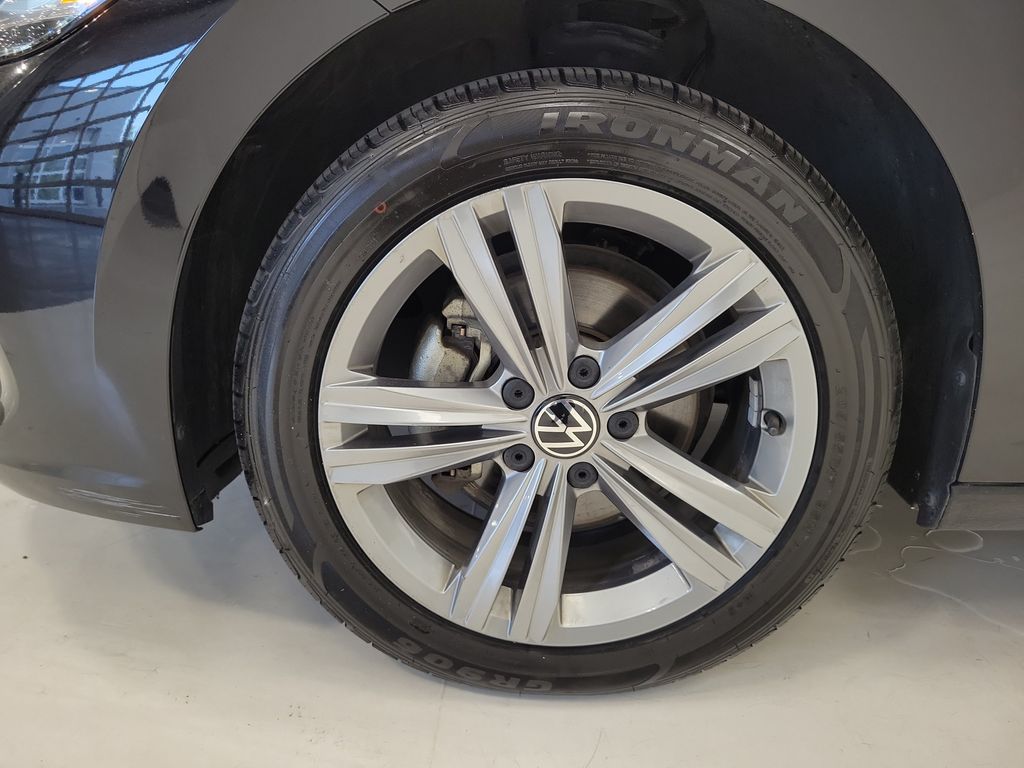 2024 Volkswagen Jetta SE - Photo 8
