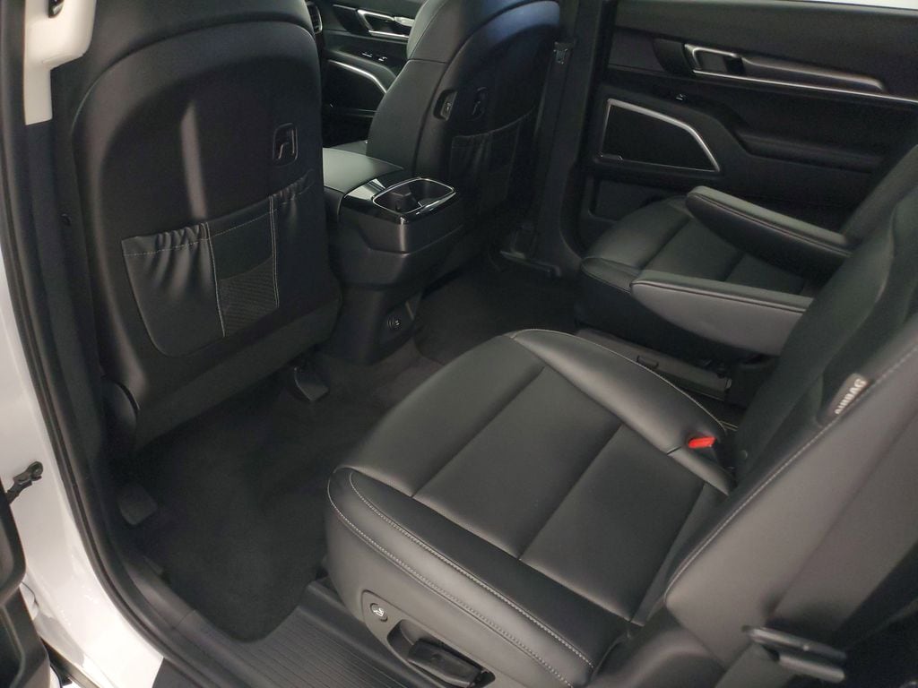 2025 Kia Telluride S - Photo 21
