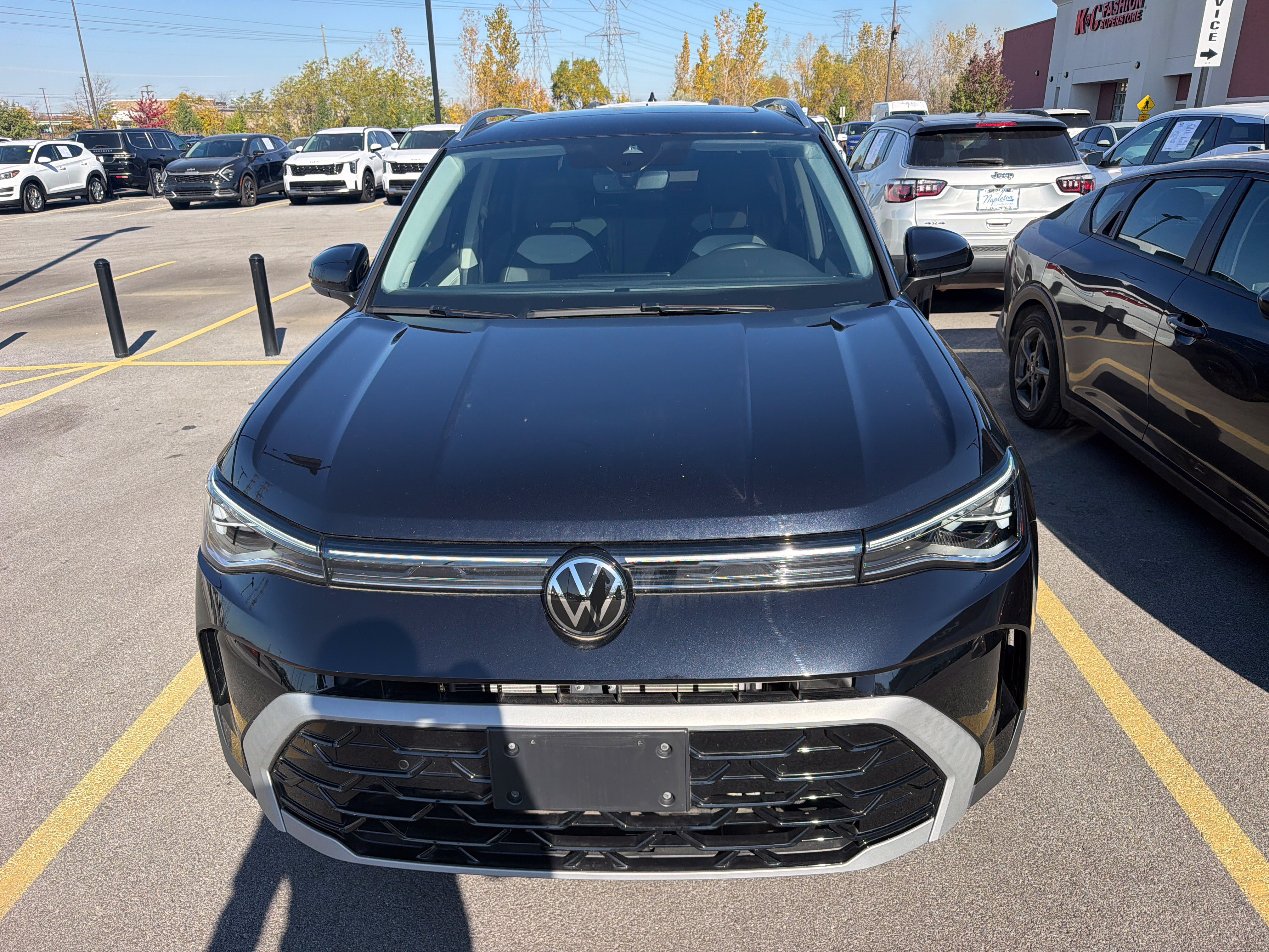 Used 2025 Volkswagen Taos 1.5T SEL SUV