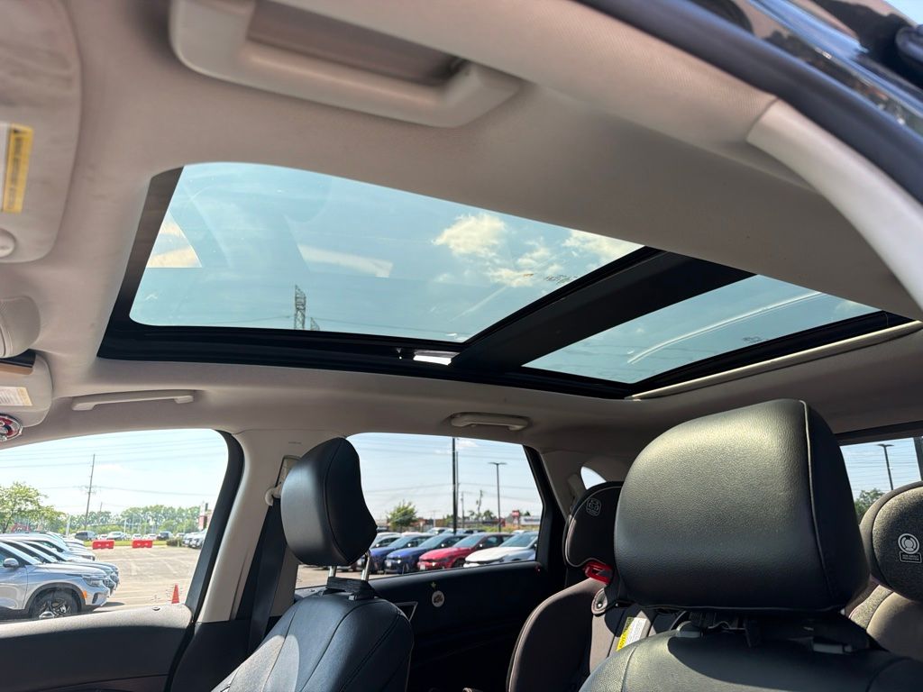 2015 Ford Edge Titanium - Photo 8