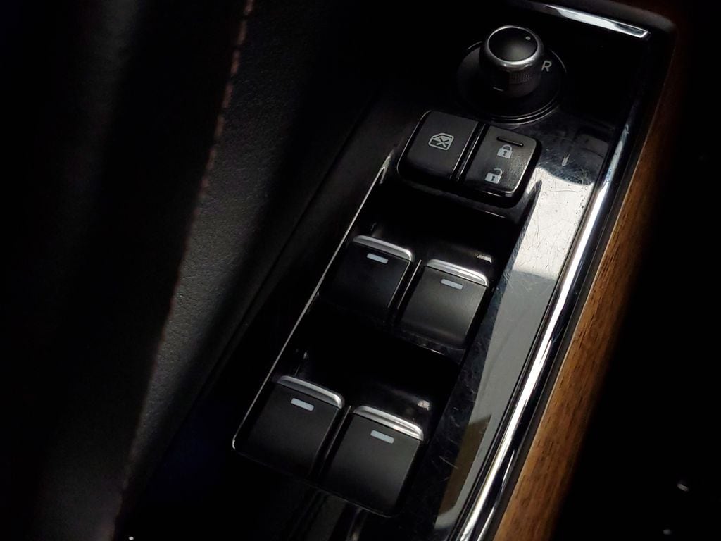 2017 Mazda CX-9 Signature - Photo 15