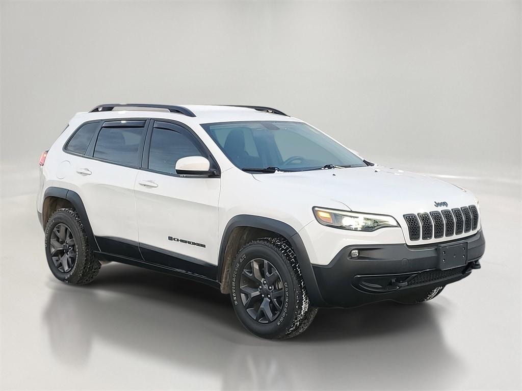 Used 2019 Jeep Cherokee Latitude 4x4 SUV