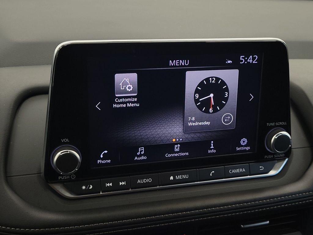2025 Nissan Rogue SV - Photo 18