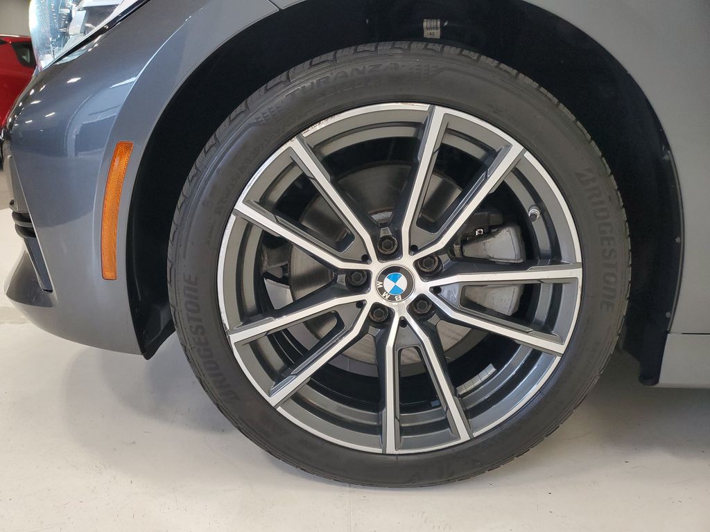 2022 BMW 3 Series 330i - Photo 7