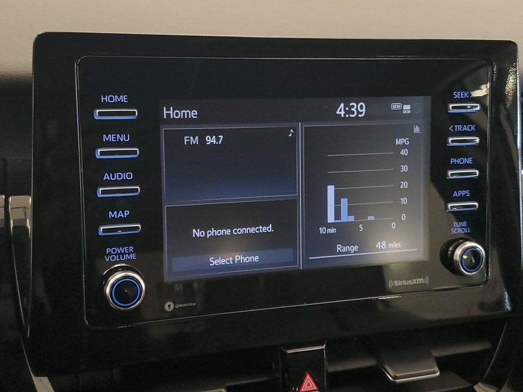 2023 Toyota Camry SE - Photo 18