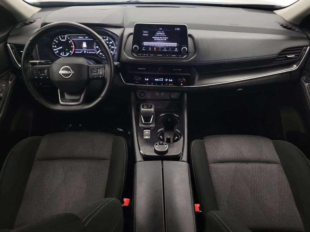2025 Nissan Rogue SV - Photo 12