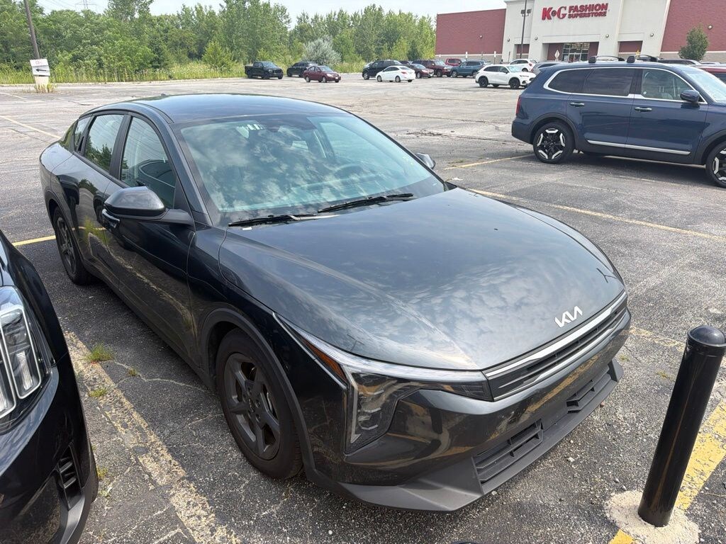 Used 2025 Kia K4 LXS Sedan