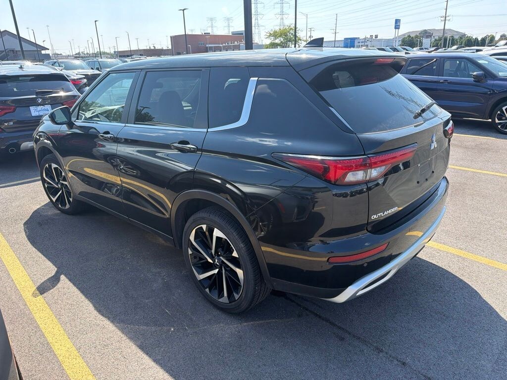 Used 2024 Mitsubishi Outlander SE SUV