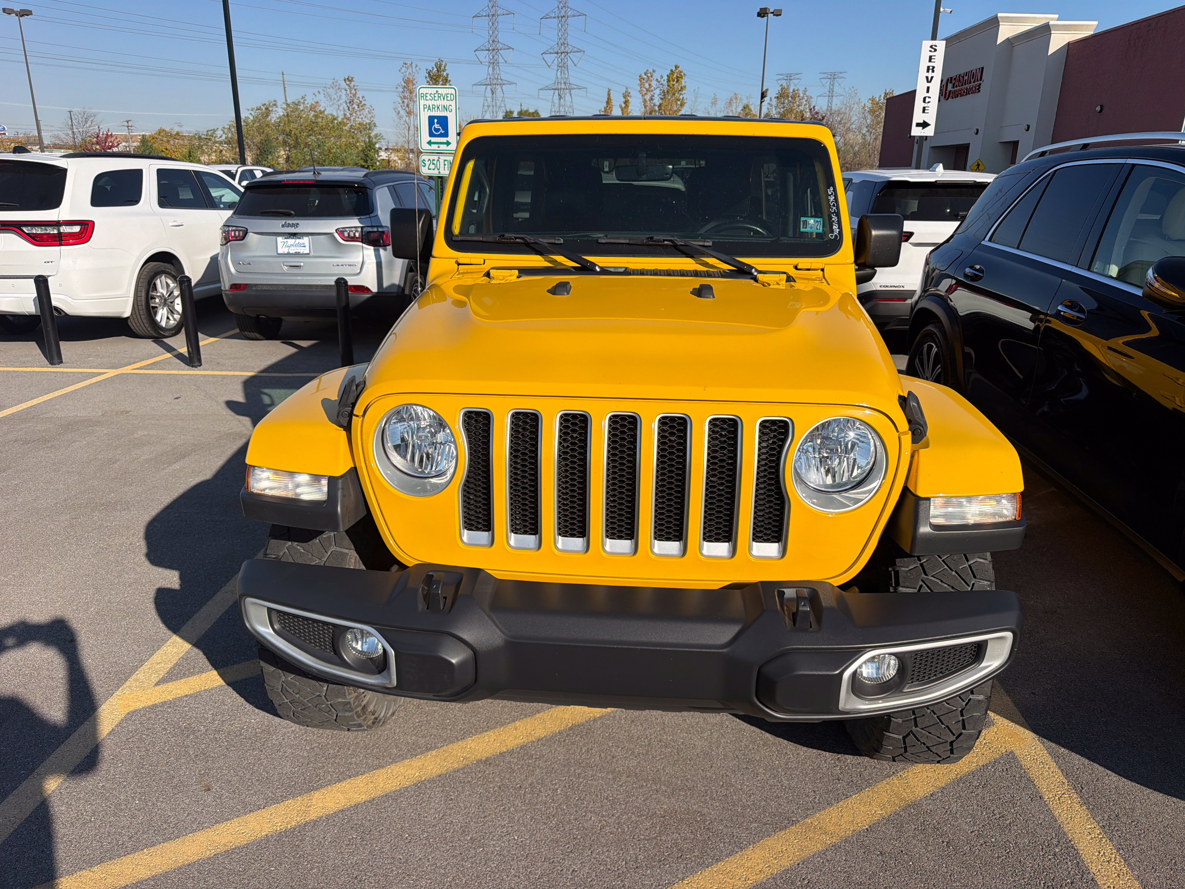 Used 2019 Jeep Wrangler Unlimited Sahara SUV