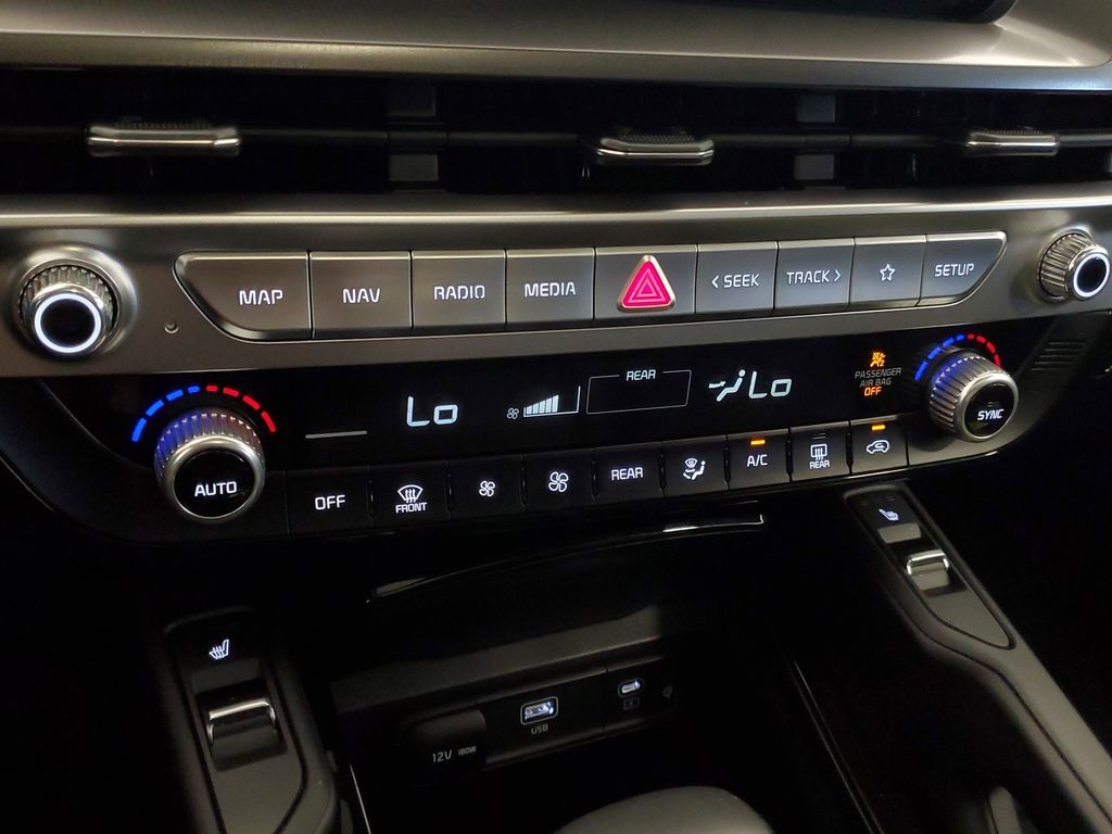 2025 Kia Telluride S - Photo 19