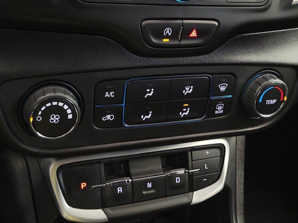2024 GMC Terrain SLE - Photo 21