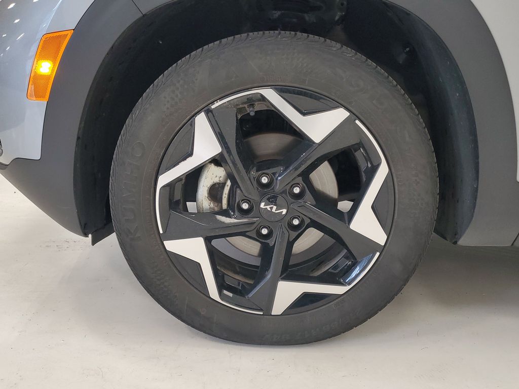 2025 Kia Seltos S - Photo 10