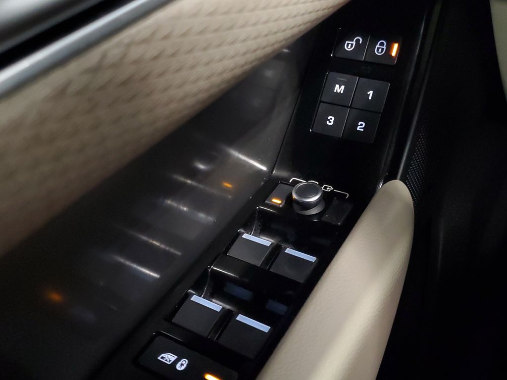 2020 Land Rover Range Rover Velar S - Photo 7