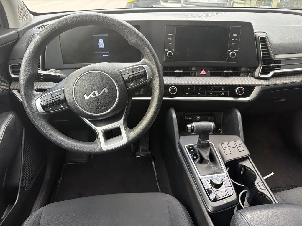 2023 Kia Sportage LX - Photo 7