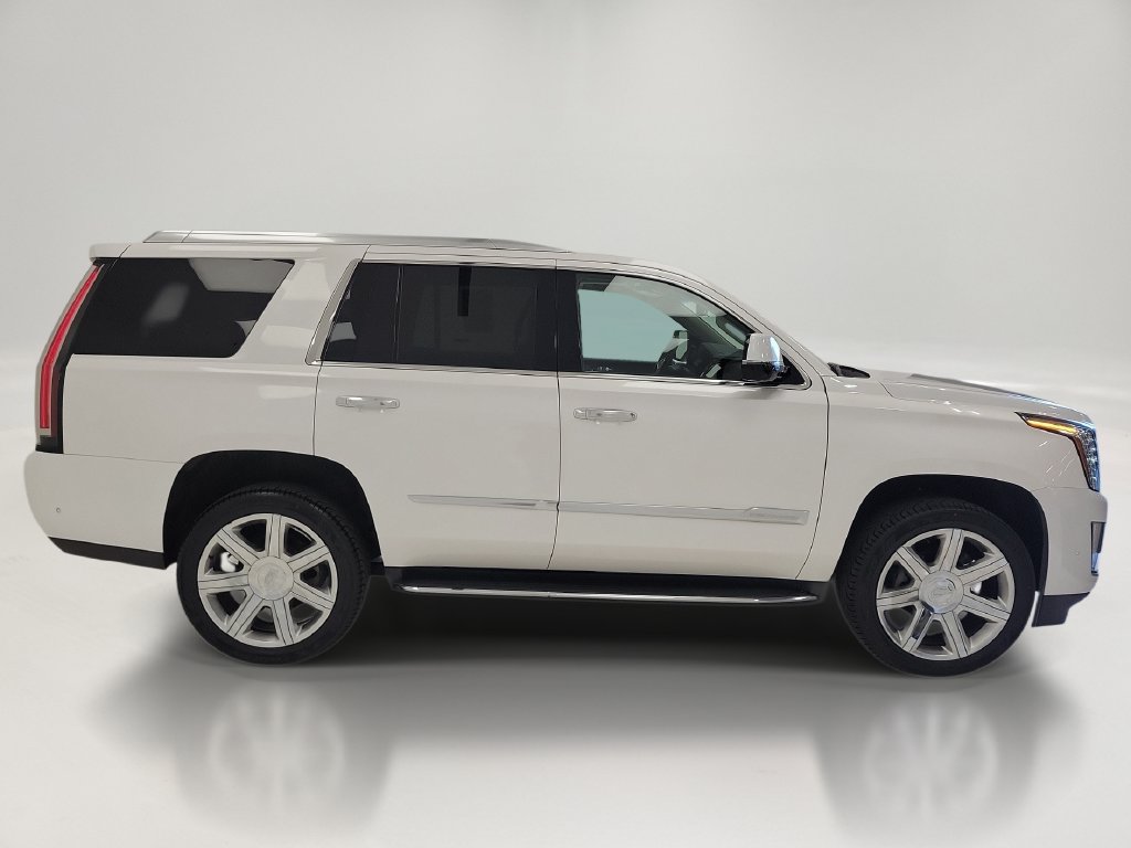 Used 2018 Cadillac Escalade Luxury SUV