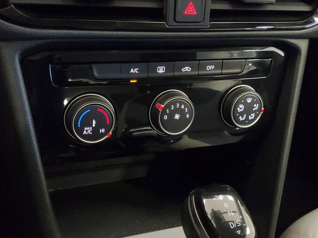 2025 Volkswagen Taos S - Photo 23