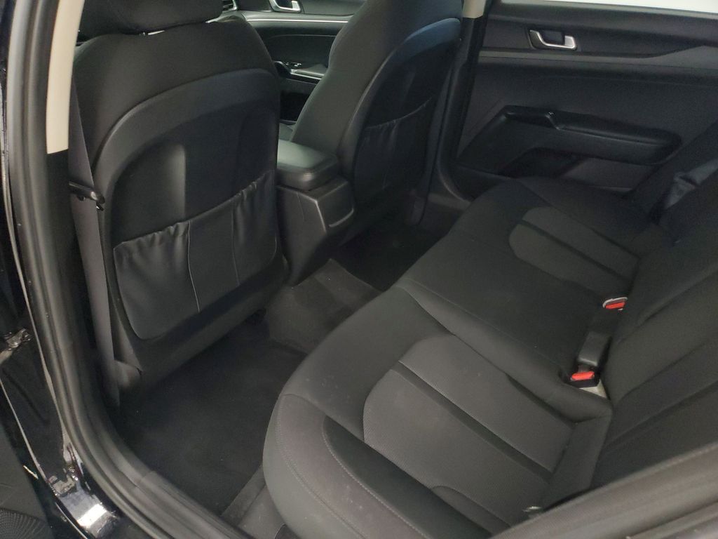 2021 Kia K5 LXS - Photo 25
