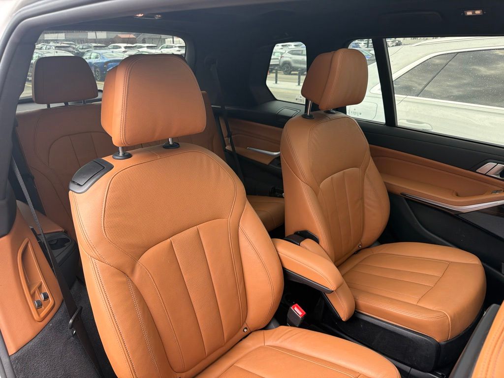 2019 BMW X7 50i - Photo 10