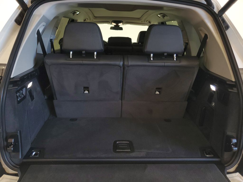 2020 BMW X7 40i - Photo 25