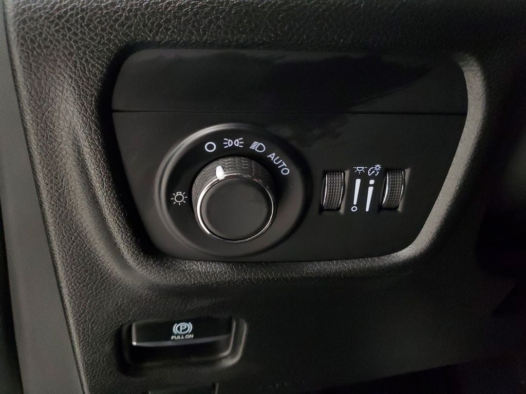 2023 Jeep Grand Cherokee L Altitude - Photo 12