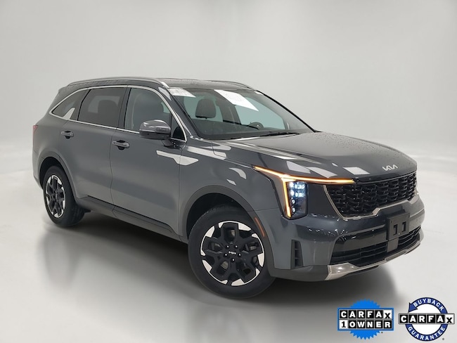 2024 Kia Sorento S SUV