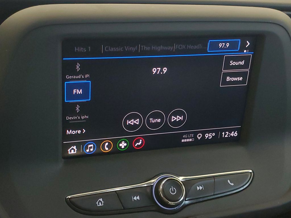 2023 Chevrolet Camaro 1LT - Photo 18