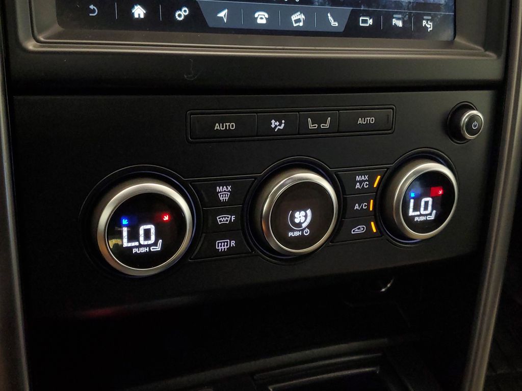2020 Land Rover Discovery Landmark Edition - Photo 21