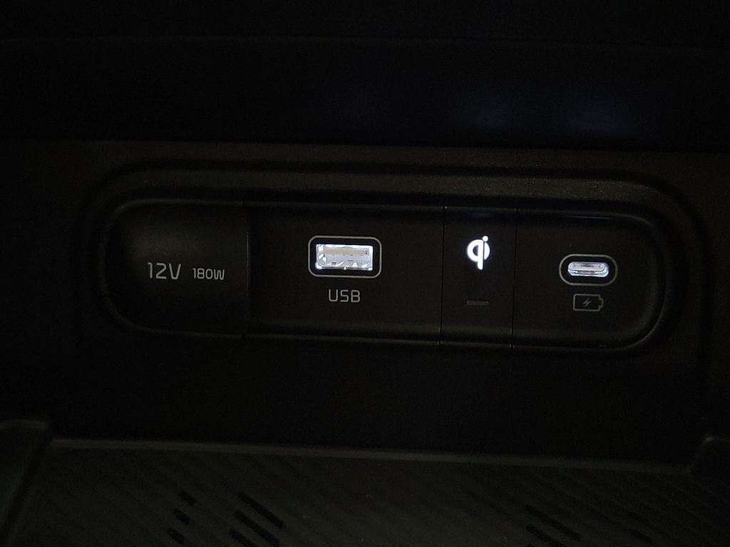 2023 Kia Sportage SX - Photo 21