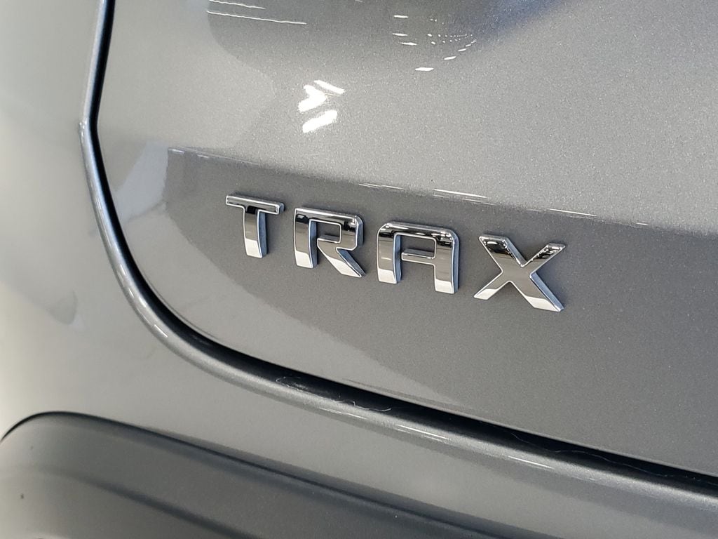 2025 Chevrolet Trax LT - Photo 7