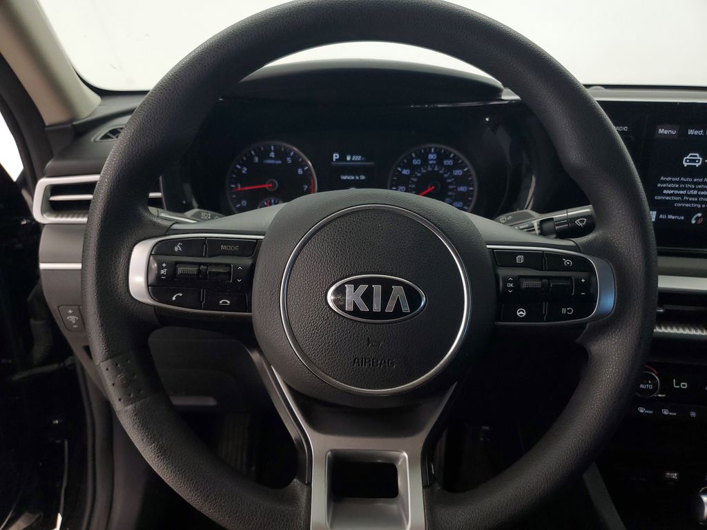2021 Kia K5 LXS - Photo 13