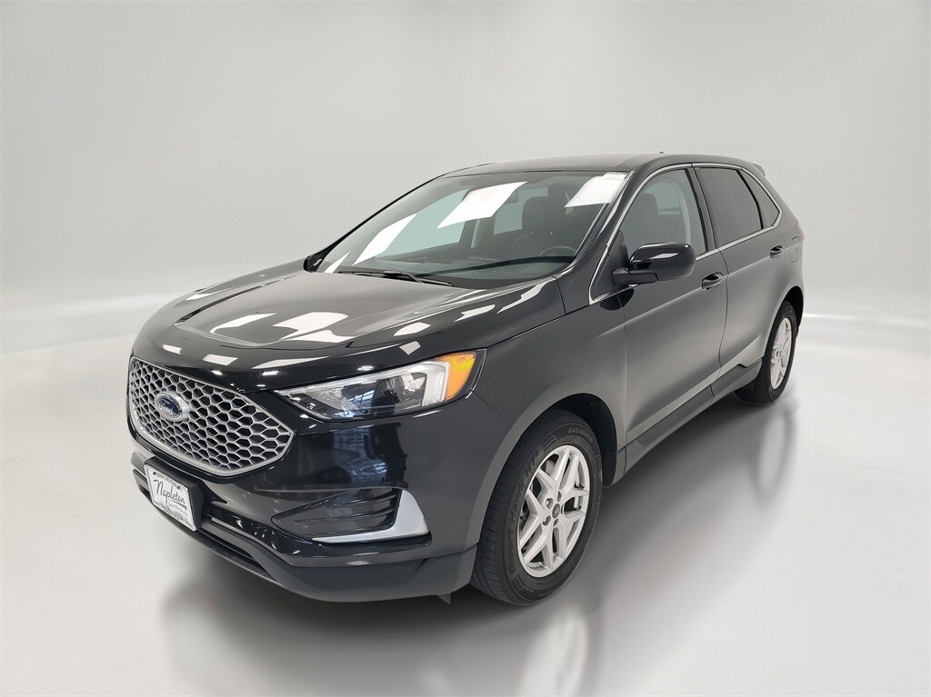Used 2023 Ford Edge  SUV