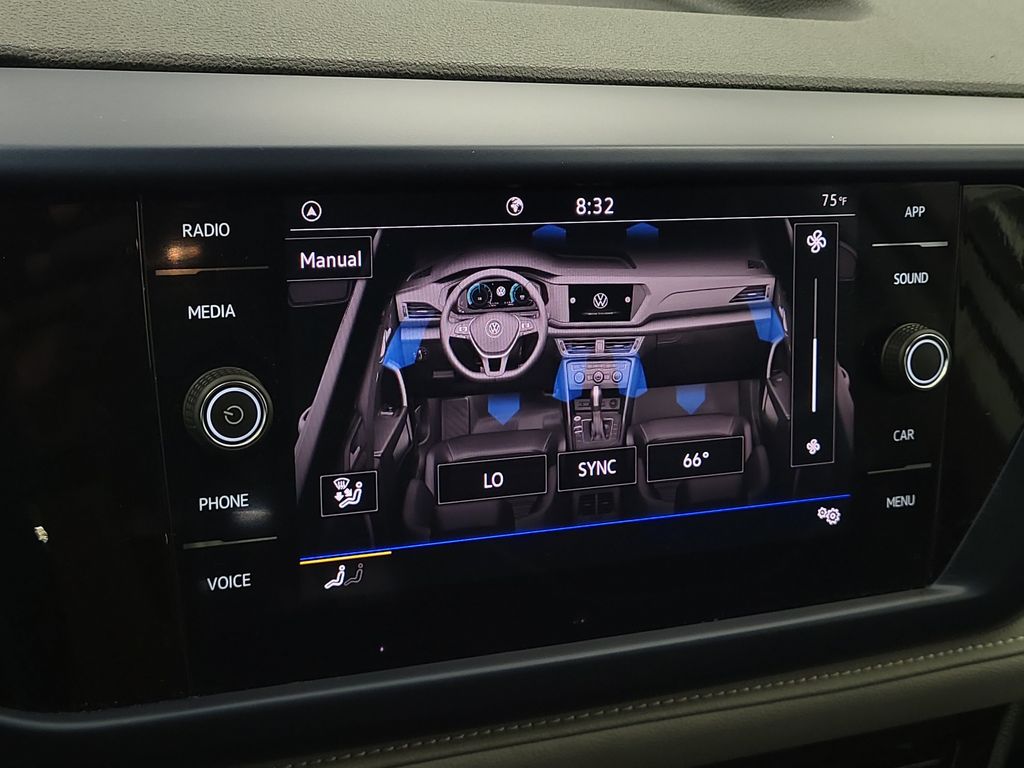 2024 Volkswagen Taos SE - Photo 19
