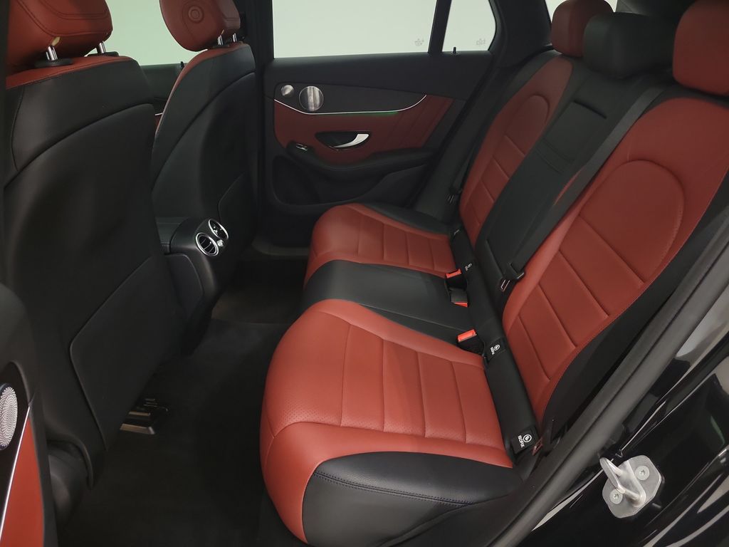 2021 Mercedes-Benz GLC GLC300 - Photo 21