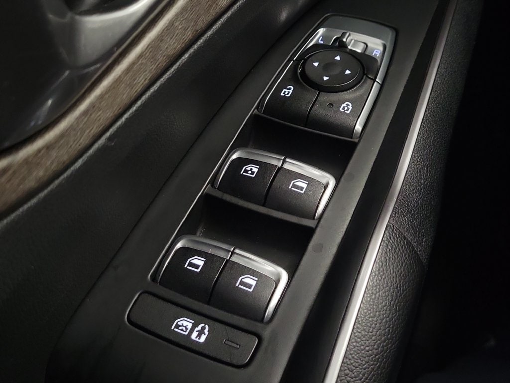 2022 Kia Sorento EX - Photo 14