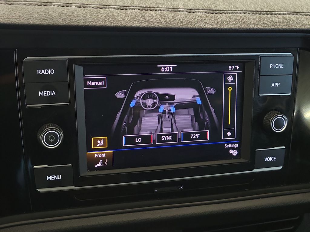 2024 Volkswagen Jetta SE - Photo 18