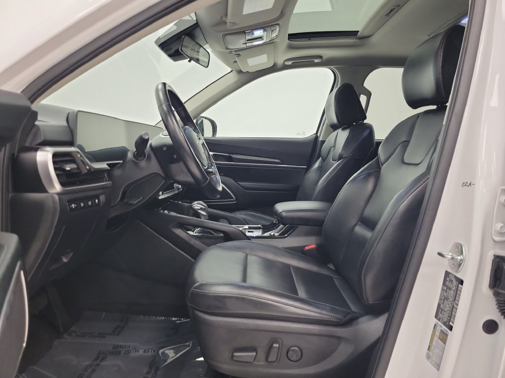 2025 Kia Telluride S - Photo 9