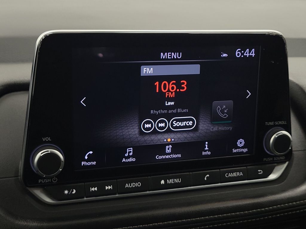 2025 Nissan Rogue SV - Photo 17