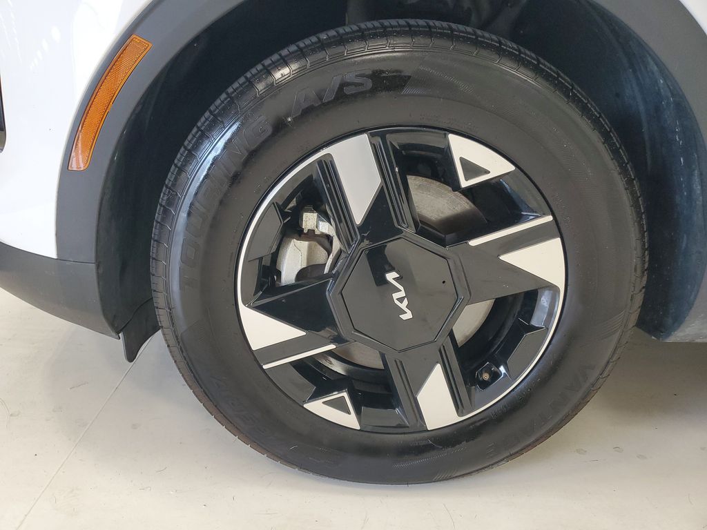 2026 Kia Sportage LX - Photo 9